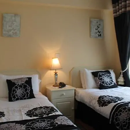 Boland's 3* Dingle